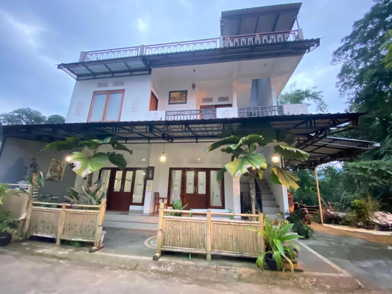 Sri Sedana Guest House Sidemen  Exteriér fotografie